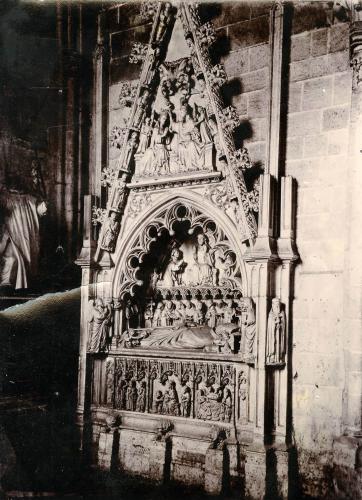 Burgos. Sepulcro del Obispo Fontecha