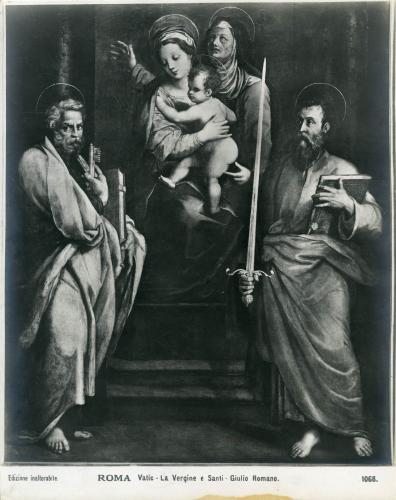 La Virgen y Santos por Giulio Romano