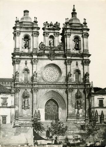 Alcobaça (Portugal). Fachada del Monasterio