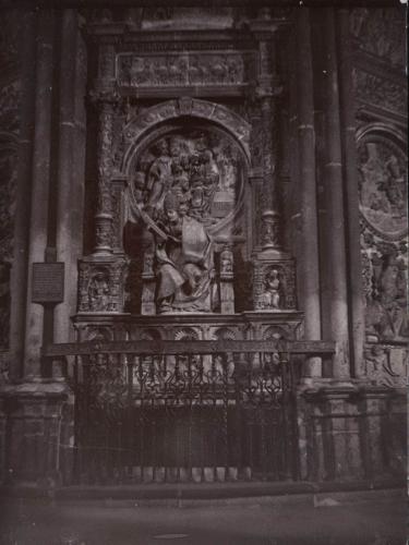 Ávila: Sepulcro del Tostado en la Catedral