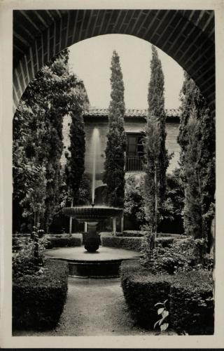 GRANADA. Alhambra. Jardín de Lindaraja