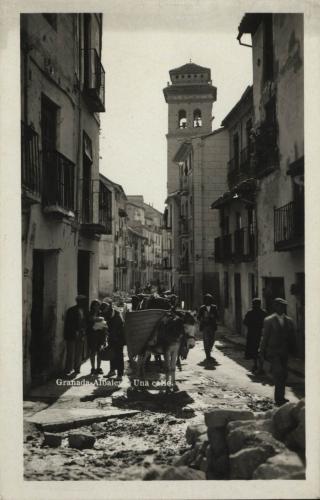 GRANADA. Albaicín. Una calle