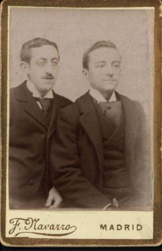 Vicente Hidalgo (según anotación ms. al verso), y José Peñuelas.