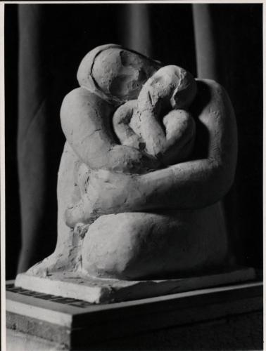 Maternidad (Leonardo Martínez Bueno)