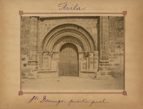 Ávila. Santo Domingo. Puerta principal