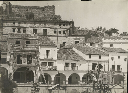 Trujillo. Plaza Mayor y Castillo