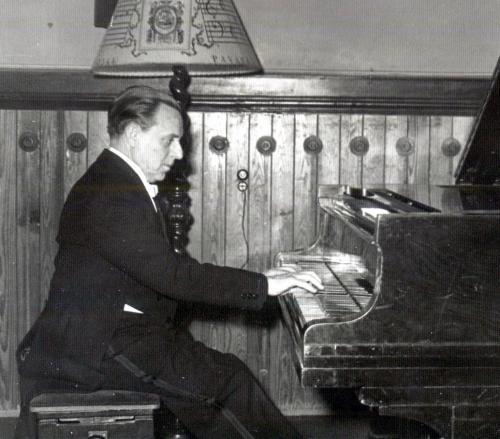 Historia de la música : tomo primero : desde los orígenes hasta Wagner / Leopoldo Querol.