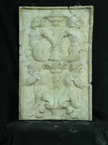 Relieve de la fachada de la Universidad de Alcalá de Henares