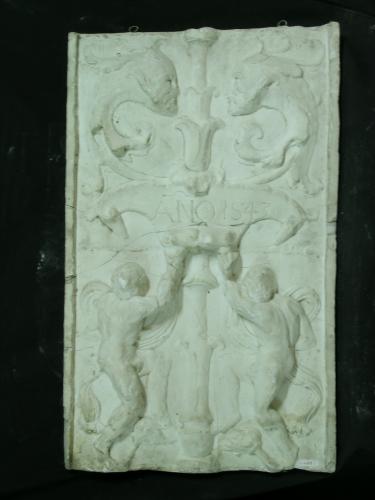 Relieve de la fachada de la Universidad de Alcalá de Henares