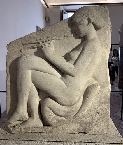 Trono Ludovisi (flautista desnuda)