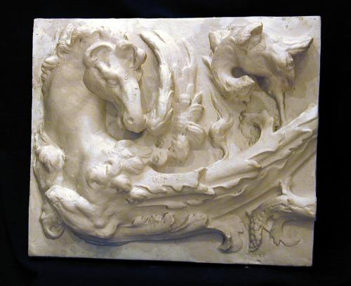 Relieve renacentista de caballo