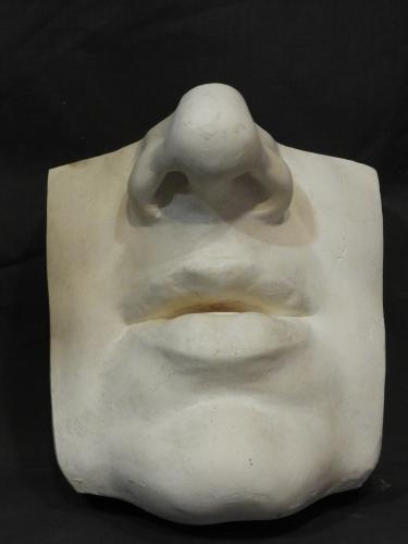 Relieve de mitad de un rostro